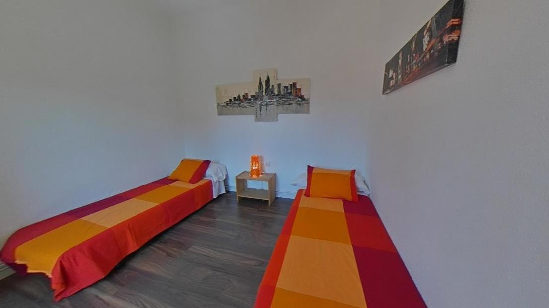 Near Clot & Sagrada Familia Apartment Barcelona Exterior photo